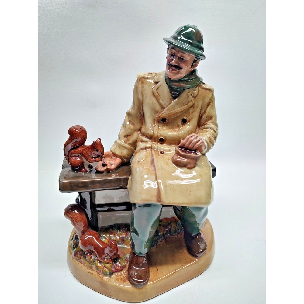 Vintage Royal Doulton Lunchtime Figurine Man on Bench w Squirrels #2485 8.25" T